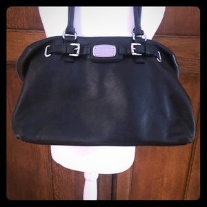 SALE 💥💥Authentic Michael Kors briefcase or tote!